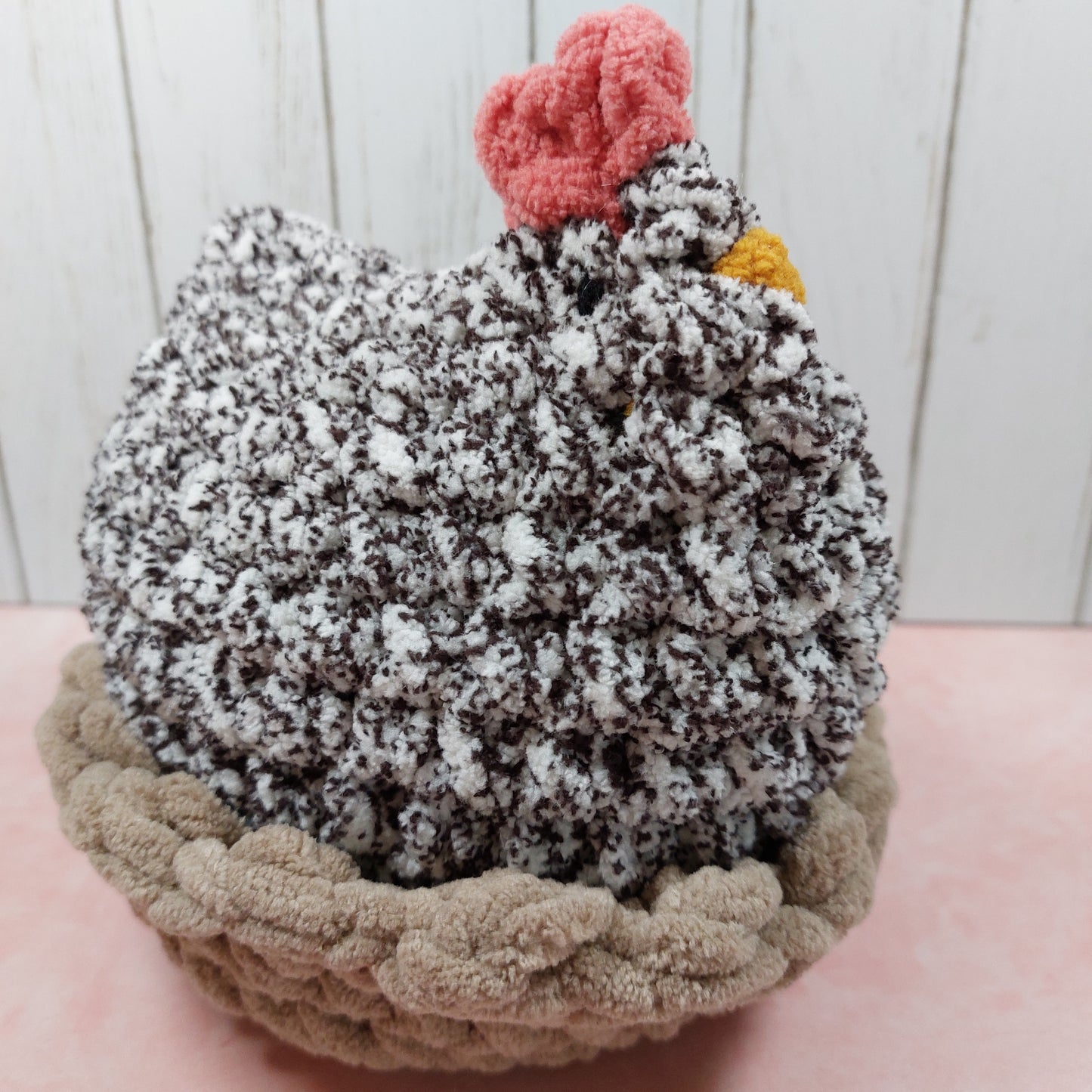 Plushy nesting hen